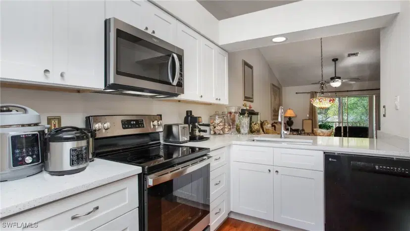 Picture of 303 Quail Forest Blvd 224, Naples FL 34105
