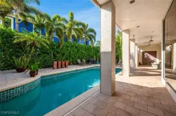 Picture of 576 96Th Ave N, Naples, FL 34108