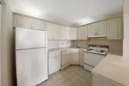 Picture of 332 Knotty Pine Circle C-1, Greenacres, FL 33463