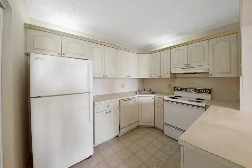 Picture of 332 Knotty Pine Circle C-1, Greenacres FL 33463