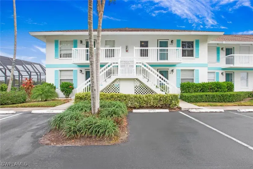 Picture of 1375 Mainsail Dr 1712, Naples FL 34114
