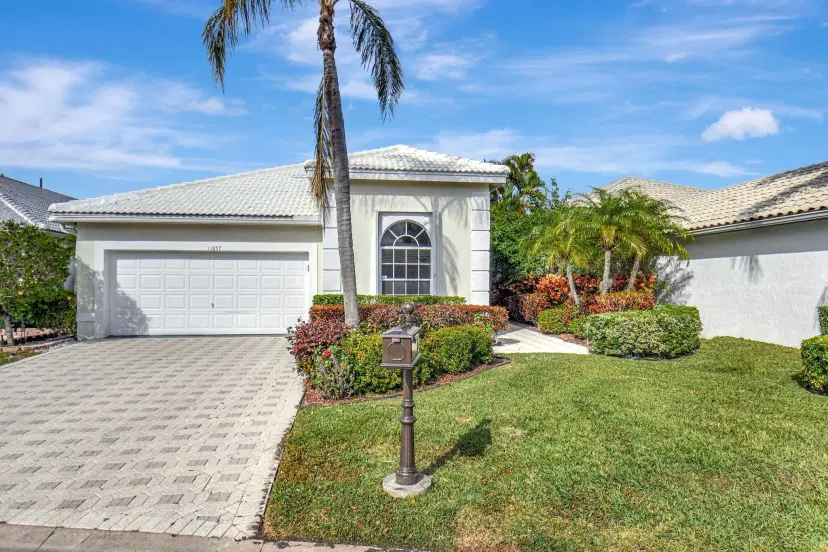 Picture of 11857 Fountainside Circle, Boynton Beach FL 33437