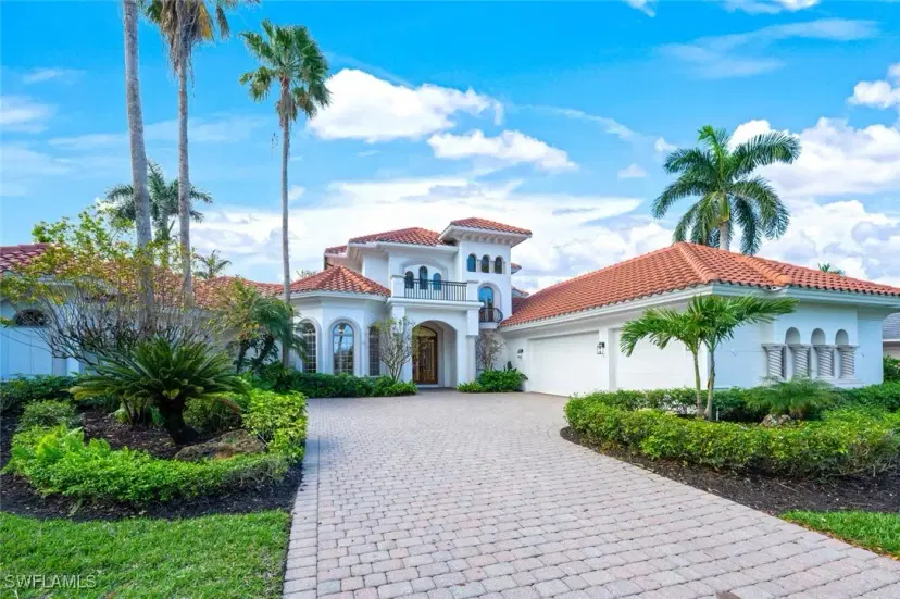 Picture of 3031 Gardens Blvd, Naples FL 34105