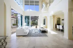 Picture of 3031 Gardens Blvd, Naples, FL 34105