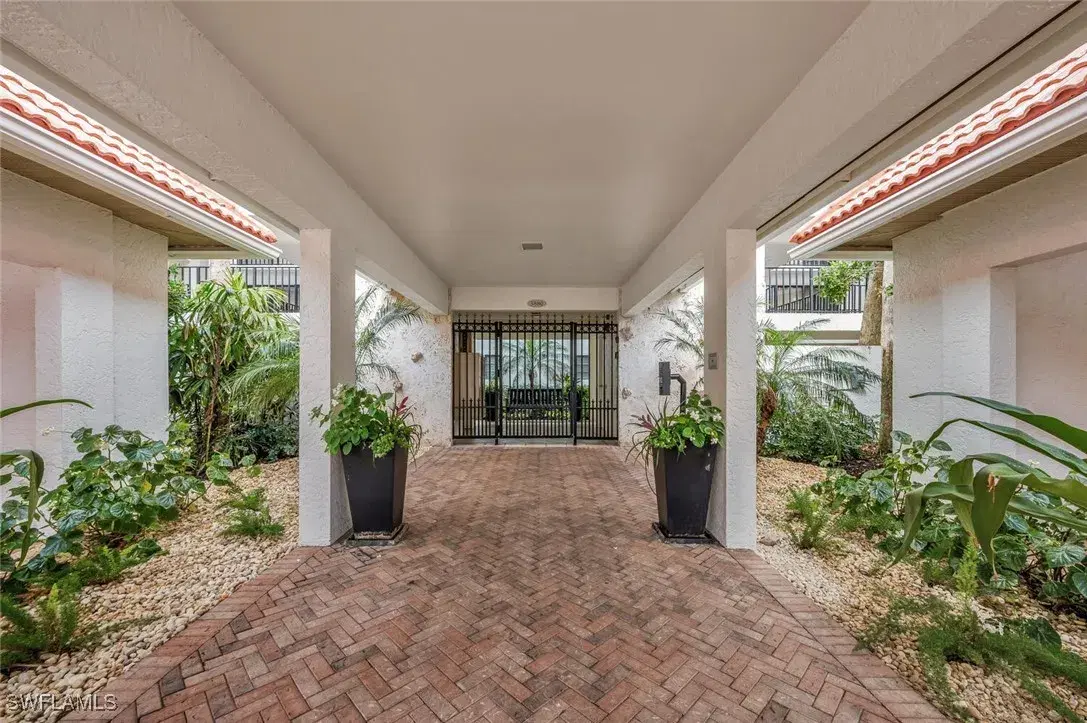 Picture of 5880 Via Lugano 104, Naples, FL 34108