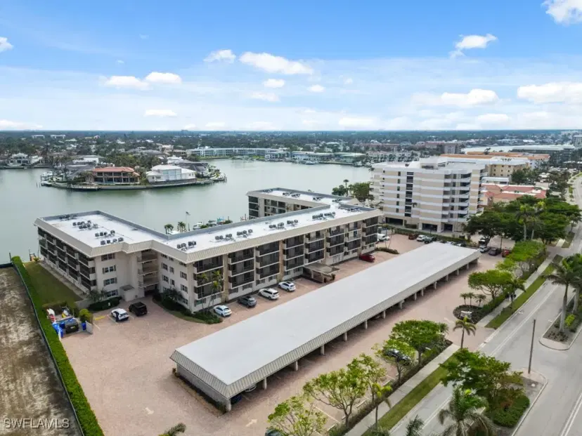 Picture of 3200 Gulf Shore Blvd N 407, Naples FL 34103