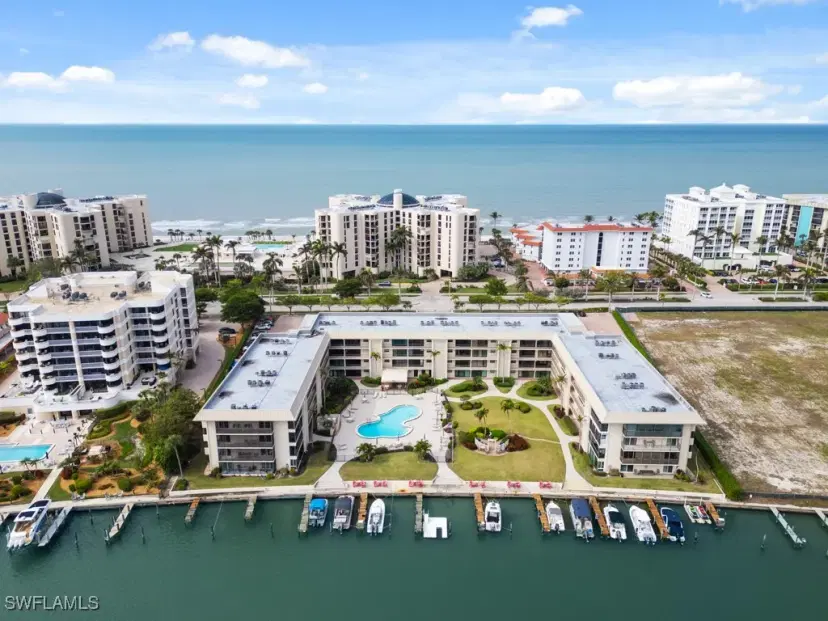 Picture of 3200 Gulf Shore Blvd N 407, Naples FL 34103