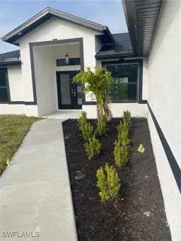 Picture of 1116 Countess Ave S, Lehigh Acres, FL 33974