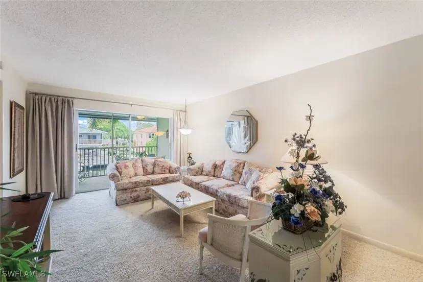 Picture of 1686 Blue Point Ave B9, Naples FL 34102