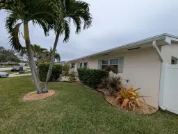 Picture of 305 Circle E, Jupiter, FL 33458