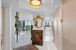 Picture of 20185 E Country Club Dr 705, Miami, FL 33180