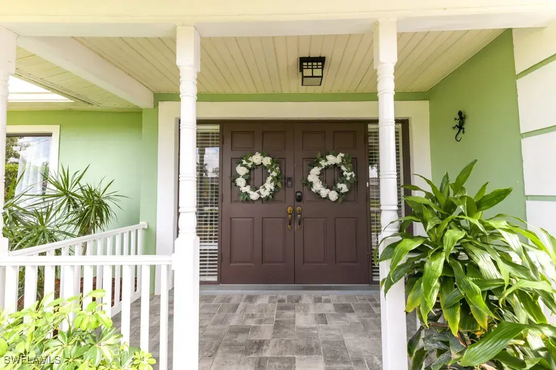 Picture of 5829 Silvery Ln, Fort Myers, FL 33919