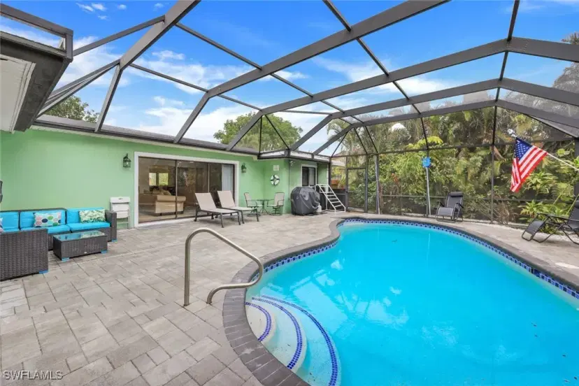Picture of 5829 Silvery Ln, Fort Myers FL 33919