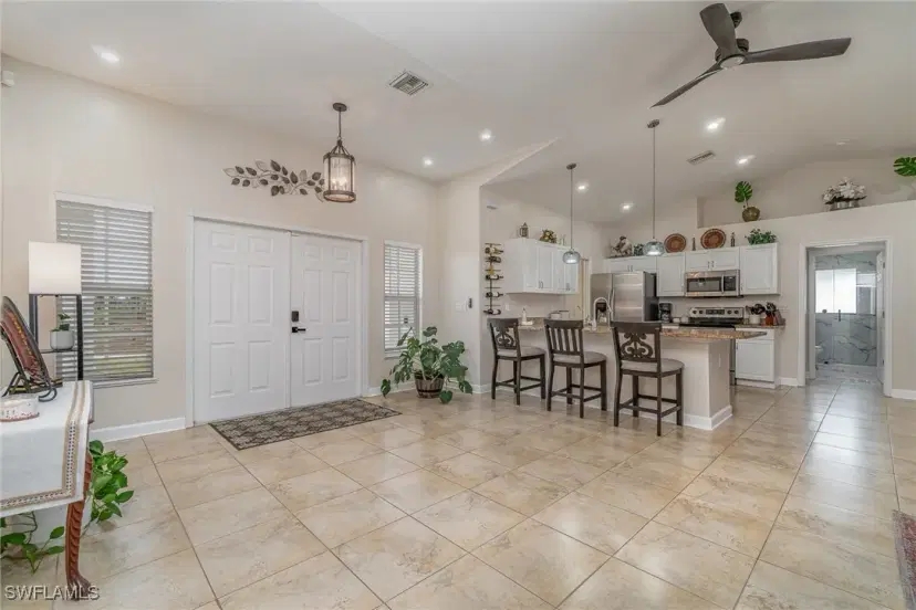 Picture of 305 NE 15Th Ter, Cape Coral FL 33909