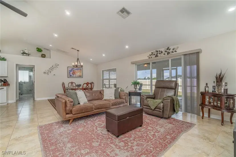 Picture of 305 NE 15Th Ter, Cape Coral FL 33909