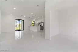Picture of 2001 Curry Ave N, Lehigh Acres, FL 33971