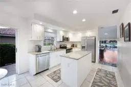 Picture of 13060 Southampton Dr, Bonita Springs, FL 34135