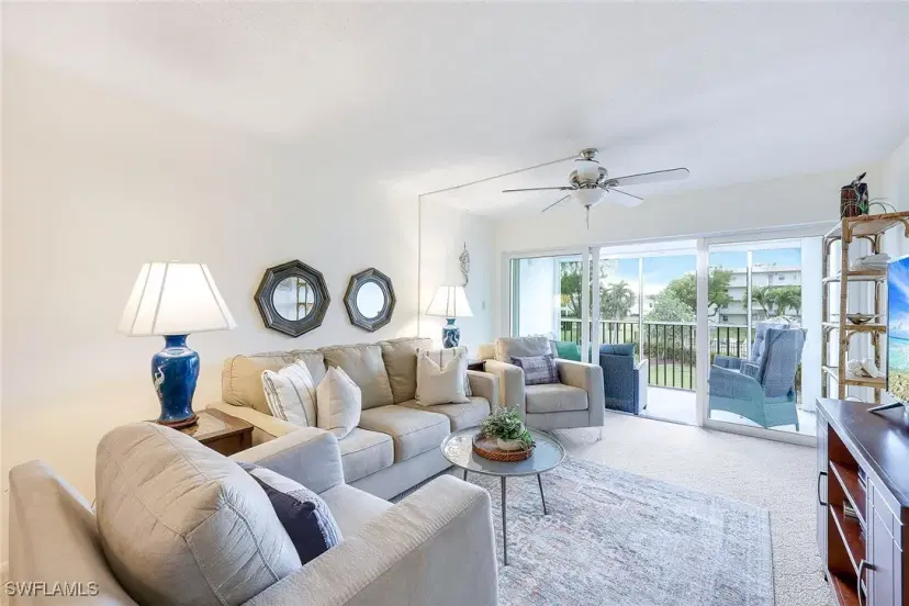 Picture of 1624 Pine Valley Dr 205, Fort Myers FL 33907