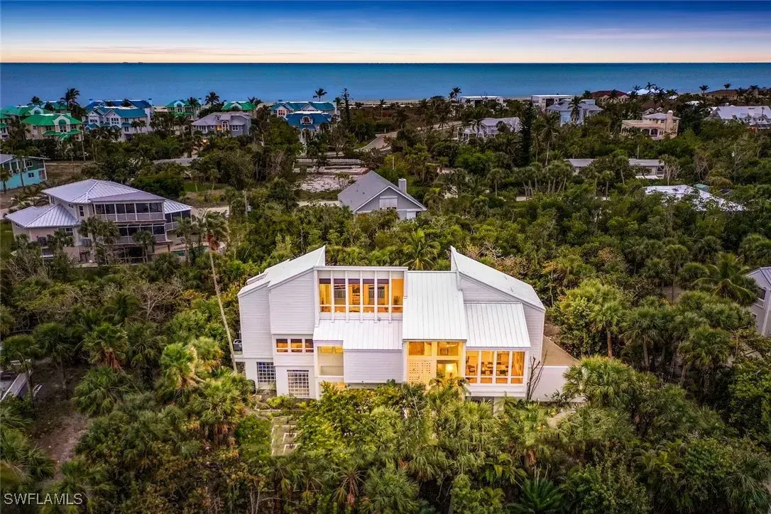 Picture of 479 Lagoon Dr, Sanibel, FL 33957