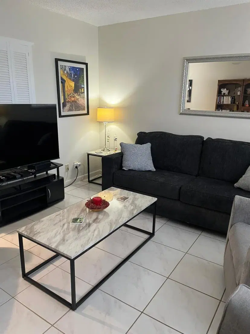 Picture of 2028 Berkshire B 2028, Deerfield Beach FL 33442