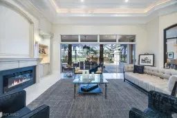 Picture of 13700 Pondview Cir, Naples, FL 34119