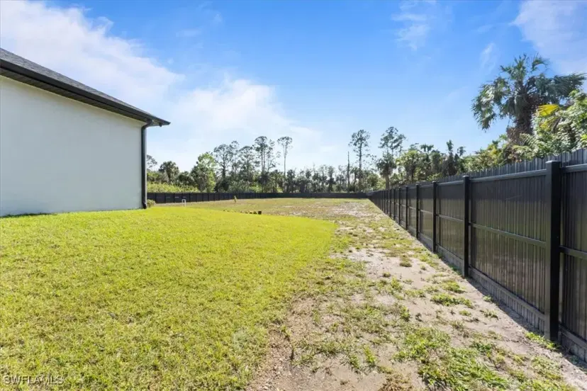 Picture of 490 39Th Ave Ne, Naples FL 34120