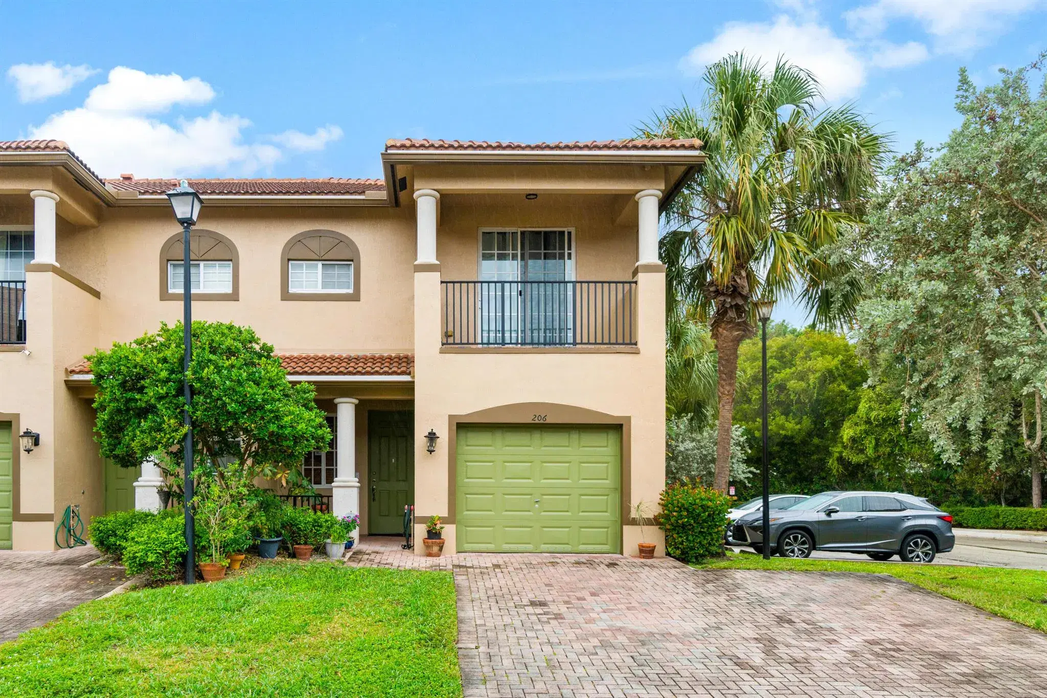 Picture of 6272 S Military Trail 206, Lake Worth, FL 33463