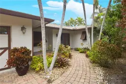 Picture of 695 7Th Ave N, Naples, FL 34102