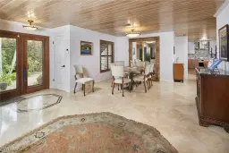 Picture of 695 7Th Ave N, Naples, FL 34102