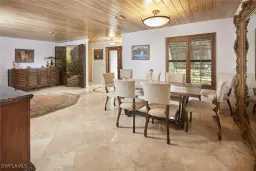 Picture of 695 7Th Ave N, Naples, FL 34102