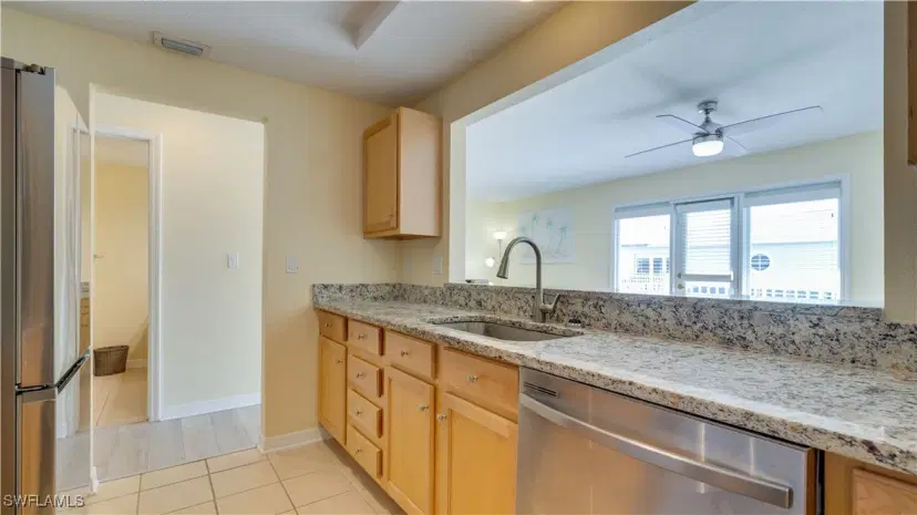 Picture of 3328 N Key Dr 7, North Fort Myers FL 33903