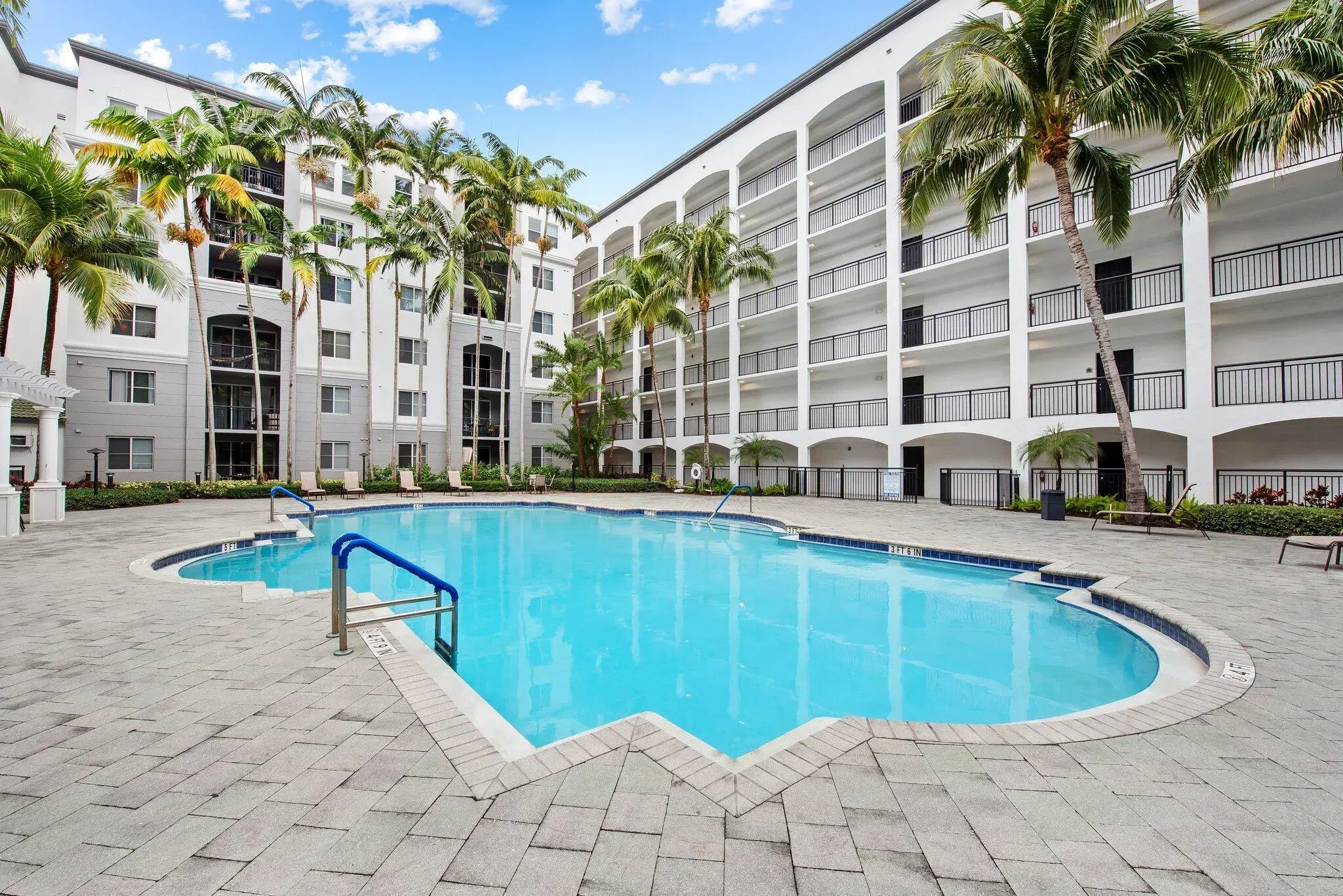 Picture of 1690 Renaissance Commons Boulevard 1409, Boynton Beach, FL 33426