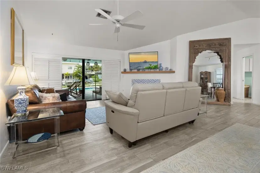 Picture of 1634 Bonita Ct, Naples FL 34102