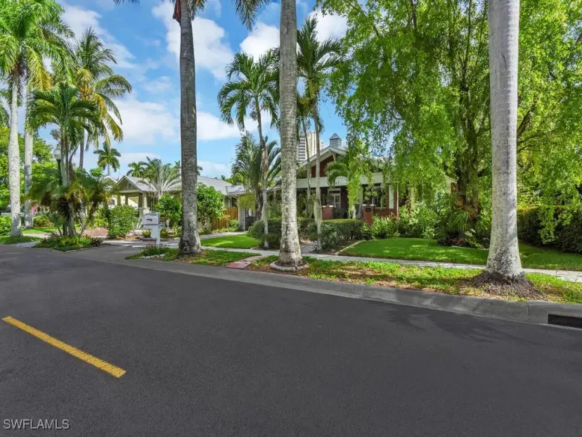Picture of 2747 Providence St, Fort Myers FL 33916