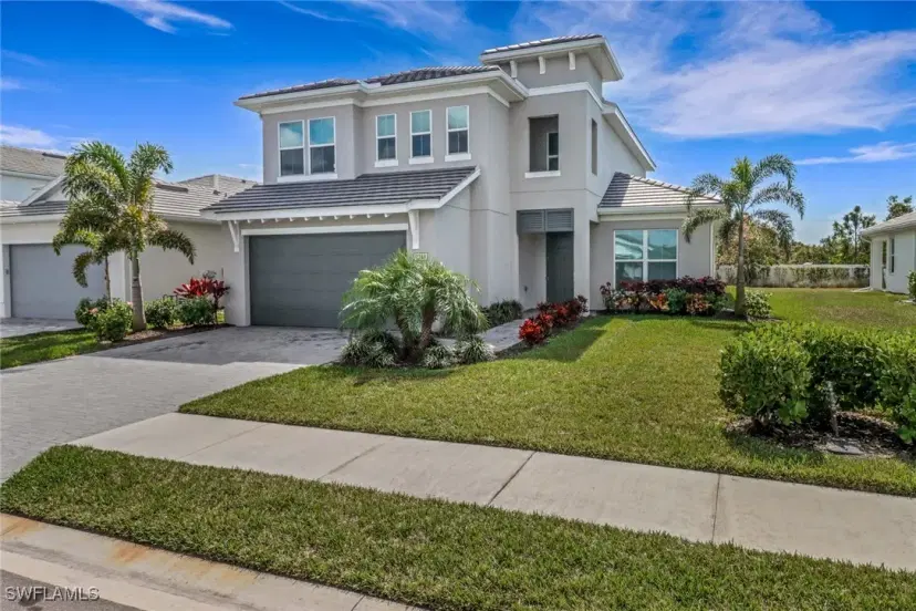 Picture of 9248 Cayman Dr, Naples FL 34114