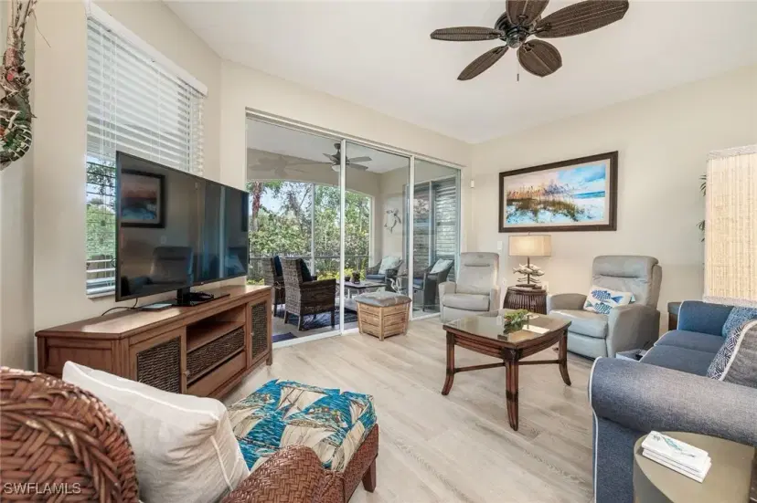 Picture of 11065 Harbour Yacht CT 101, Fort Myers FL 33908