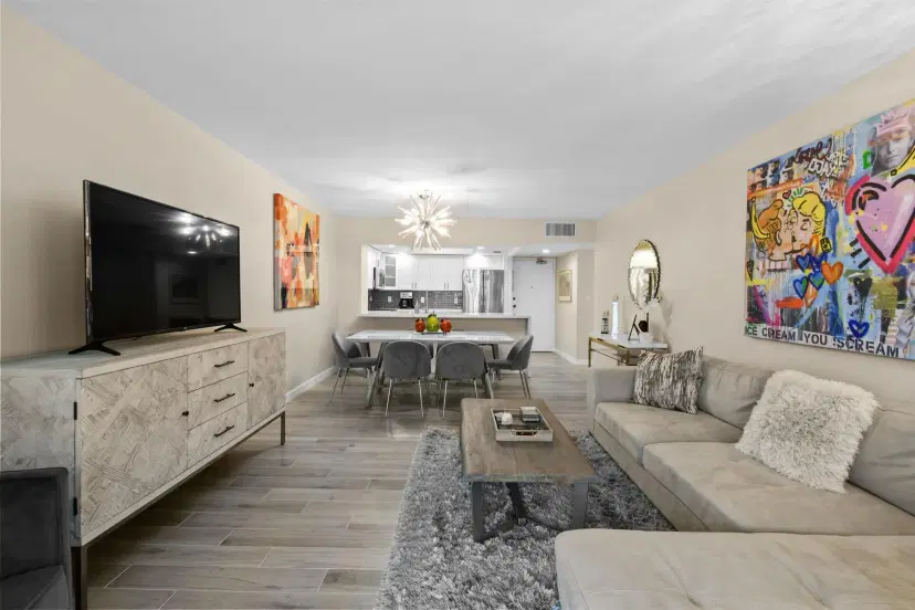 Picture of 3540 S Ocean Boulevard 611, South Palm Beach FL 33480