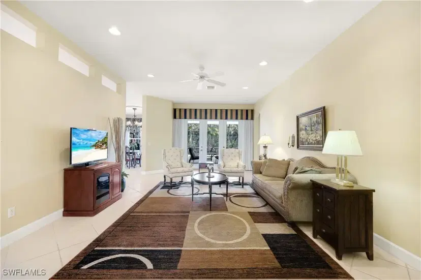 Picture of 6132 Highwood Park Ln, Naples FL 34110