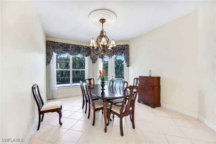 Picture of 6132 Highwood Park Ln, Naples FL 34110