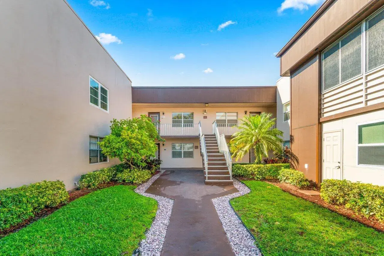 Picture of 637 Normandy N, Delray Beach, FL 33484