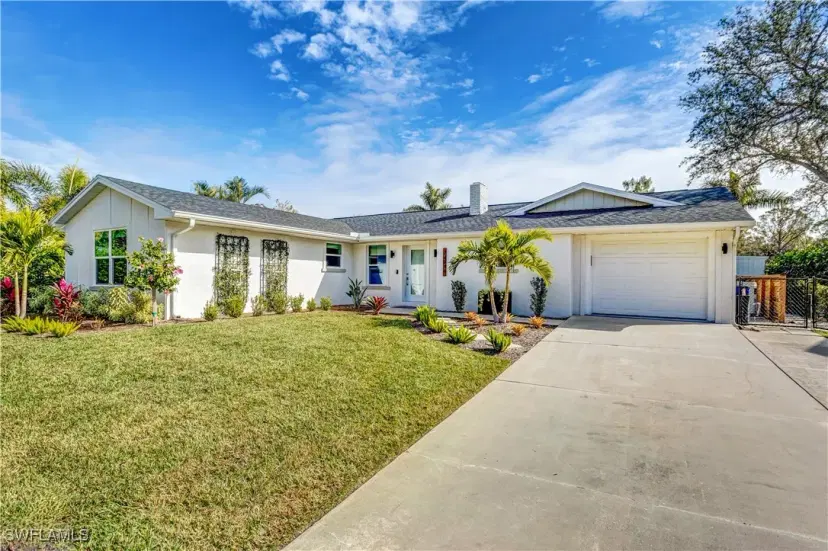 Picture of 27244 Barbarosa St, Bonita Springs FL 34135