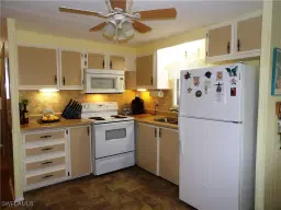 Picture of 5370 Forest Park Dr, North Fort Myers, FL 33917