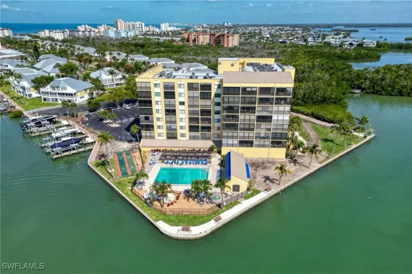 Picture of 400 Lenell Rd 604, Fort Myers Beach FL 33931