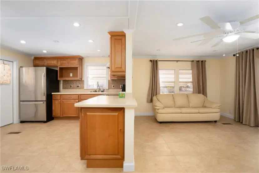 Picture of 4 Lake Diane Dr, Naples FL 34114