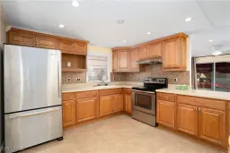 Picture of 4 Lake Diane Dr, Naples, FL 34114