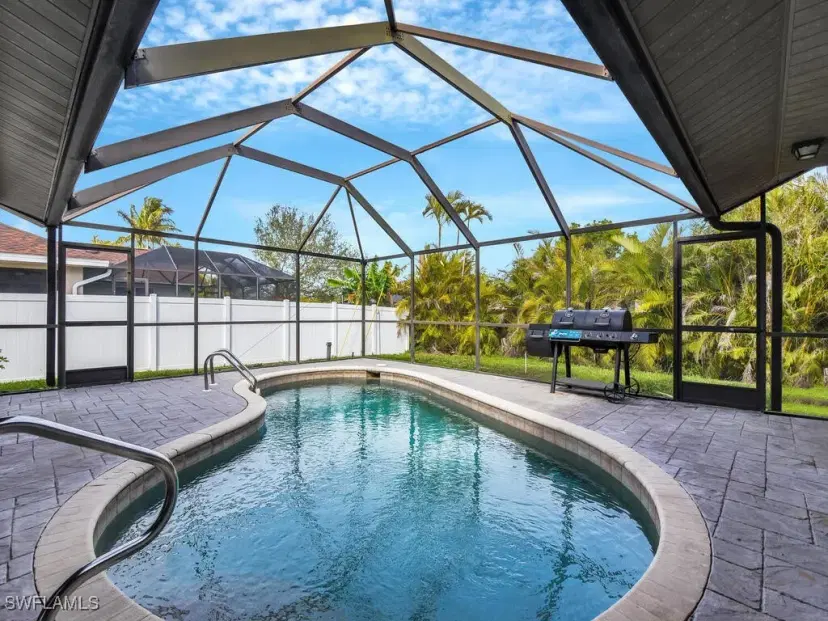 Picture of 1011 SW 4Th Ave, Cape Coral FL 33991
