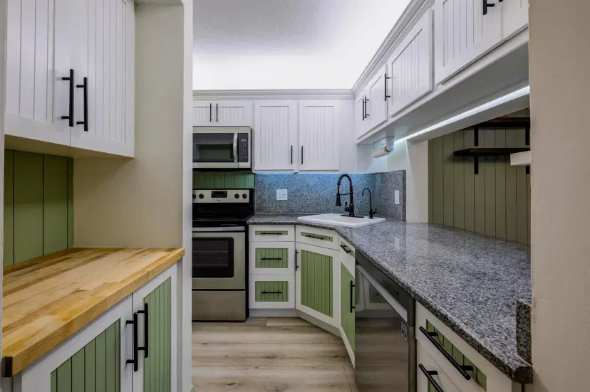 Picture of 616 Sea Pine Way E1, Greenacres FL 33415