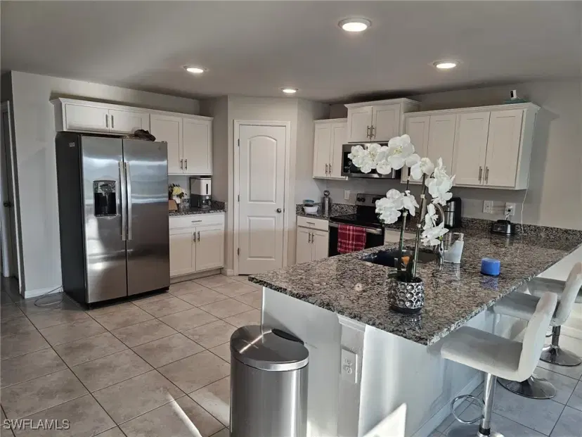 Picture of 1322 NE 1St Ave, Cape Coral FL 33909