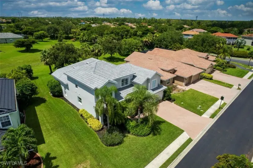 Picture of 12517 Gemstone Ct, Fort Myers FL 33913