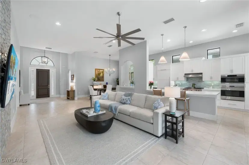 Picture of 14726 Reserve Ln, Naples FL 34109